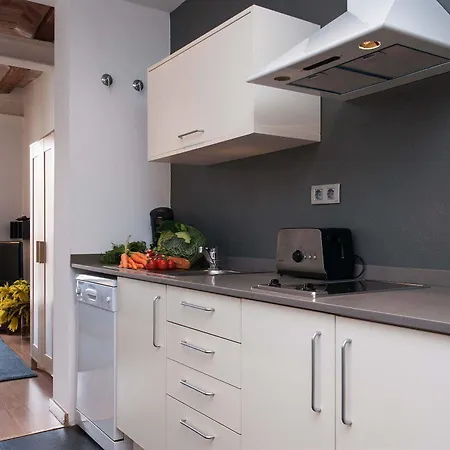 Short Group Liceu Serviced Appartement
