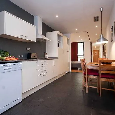Apartment Short Group Liceu Serviced Barcelona