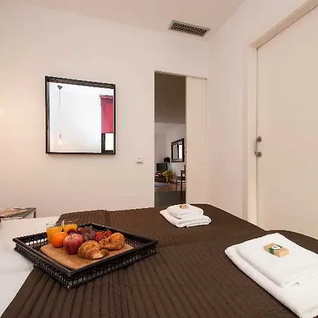 Short Group Liceu Serviced Apartment *