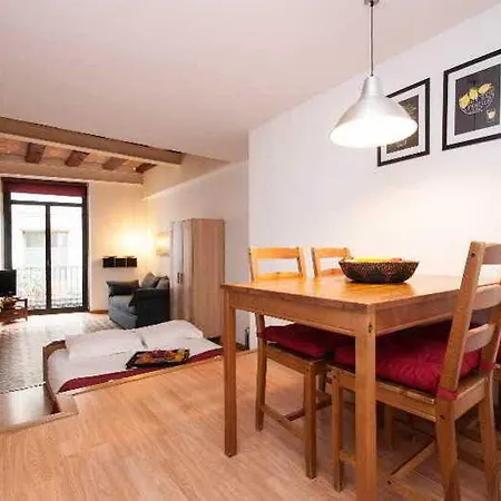 Apartment Short Group Liceu Serviced Barcelona