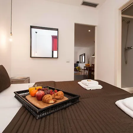 Short Group Liceu Serviced Apartment *
